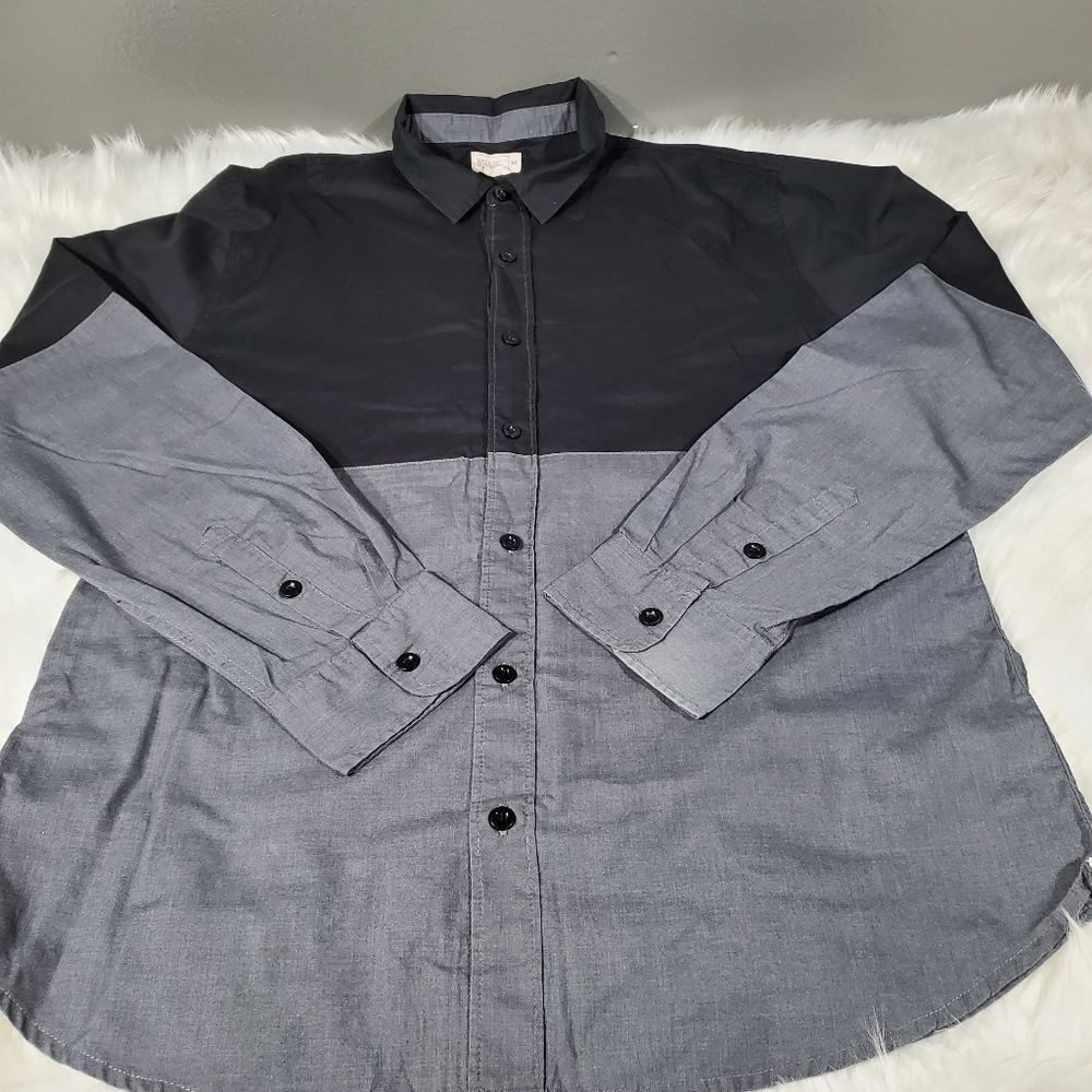 Walker Refinery Men's dress shirt size Medium